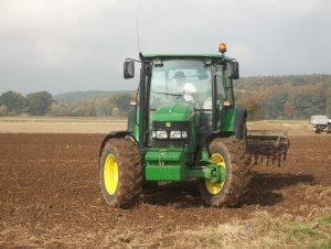 John Deere 5080M