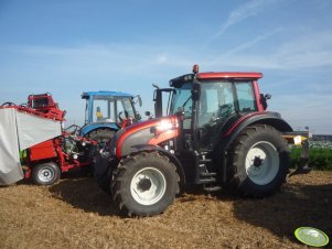 Valtra N82 + Agrisem