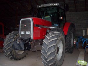 Massey Ferguson 8110