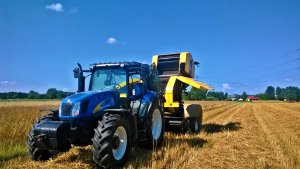 New Holland T6030 & NH 7040