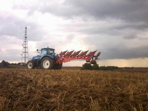 New Holland T7040 & Kuhn vari master