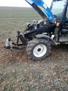 New Holland T3040