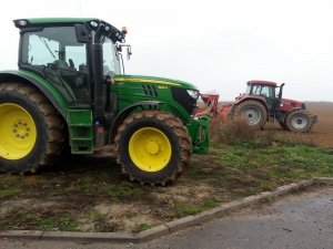 John Deere 6125R & Case CVX160