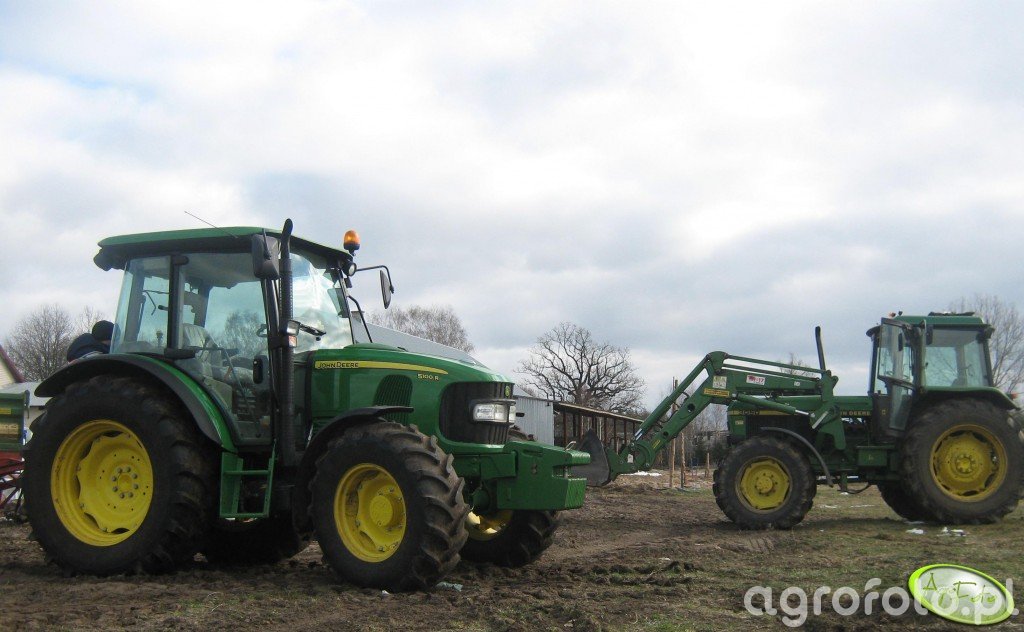 John Deere 5100R i 3050