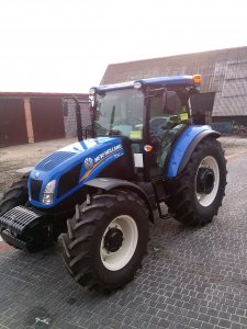 New Hollnd TD5.105