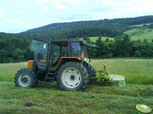 Renault + Claas