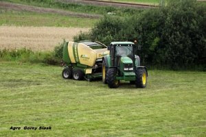 John Deere 6920