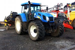 New Holland TVT195