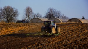 New Holland t7070 + Brony