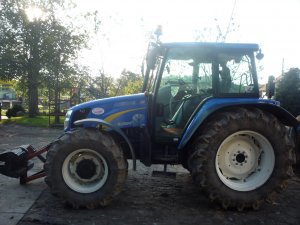 New Holland t5060