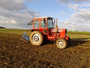 MTZ 82 i Overum 6x25