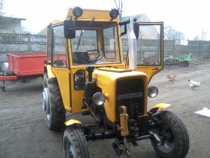 Ursus c-330