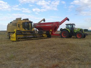 New Holland  68 Plus Horsch 34 UW i Axion