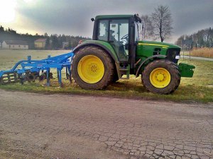 John Deere + Mandam