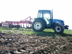 New Holland T4030 Deluxe i Unia KOS 2.1