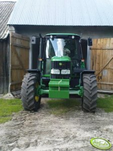 John Deere 6330