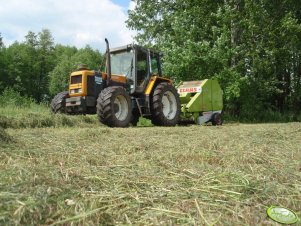 Renault + Claas rollant 44