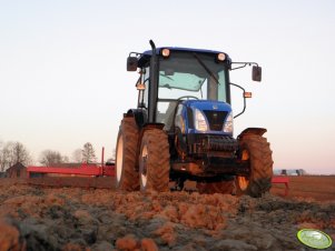 New Holland T4020 + POM Augustów 5