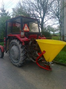 Massey Ferguson 255 + Rozsiewacz