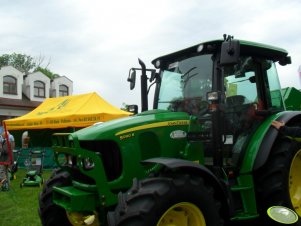 John Deere 5090R