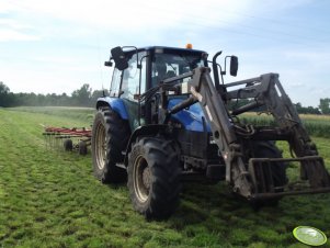 New Holland Tl100