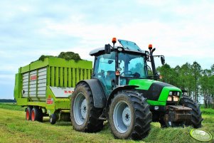 DF Agrofarm 420PL + Claas Sprint 330S