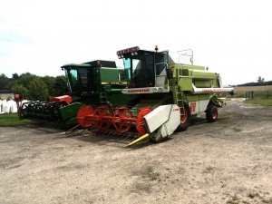 Claas vs John Deere