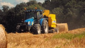 New Holland T5070 & BR6090