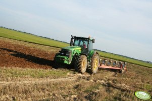 John Deere 8430 + Kverneland 7-skibowy