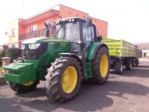 John Deere 6125M