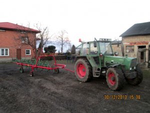 Fendt Farmer 306 LSA i Przetrząsarko-zgrabiarka Pająk