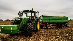 John Deere 6150R