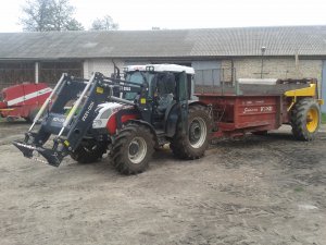 Steyr 4075 i Samson 9T-HM