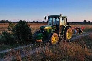 John Deere 6200 + AgroMasz PJ4