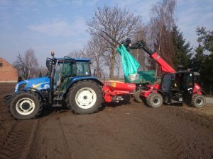 New Holland T5060 + Kverneland Exacta CL + Faresin 6.25