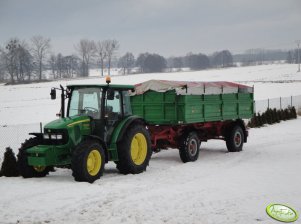 John Deere 5070M