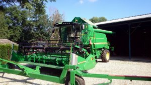 John Deere W540