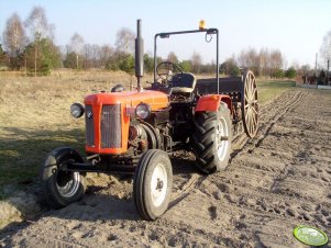 Zetor T-25k