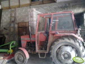 Massey Ferguson 255