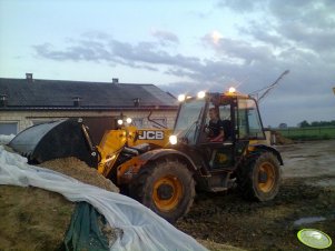 JCB 526-56 agri