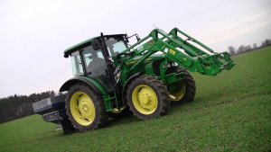 John Deere 5090r