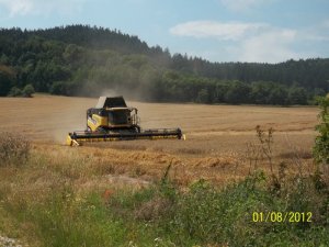New Holland Cr9090