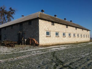 Chlewnia i garaz