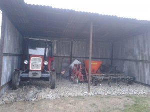 Ursus C-330 i maszyny