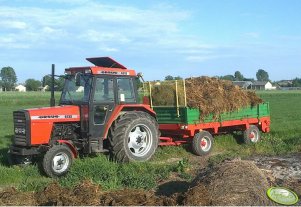 Ursus 4512 + rozrzutnik