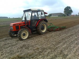 Zetor 7745 + agregat uprawowy na bronie ciężkiej