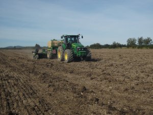 John Deere + Great Plains Spartan 607