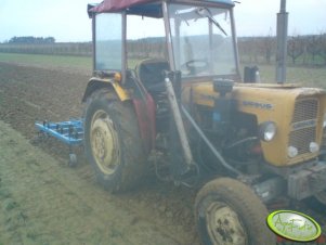 Ursus C-330 i pielnik