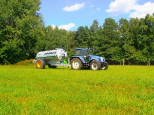 New Holland T5030 & Joskin 8400