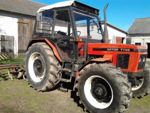 Zetor 7745